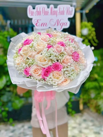 Shop Hoa Tươi Xã Tây Yên Tử Bắc Ninh Đội Ngũ Thợ Thiết Kế Hoa Sang Trọng
