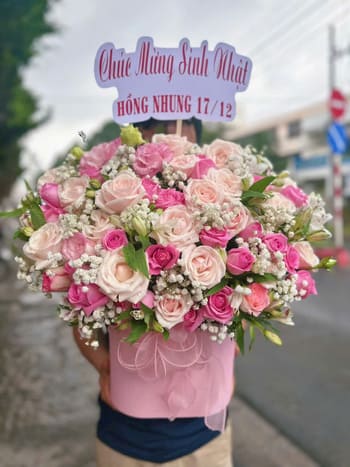 Shop Hoa Tươi Xã Ứng Hòa Hà Nội Nhân Viên Cắm Hoa Nhanh